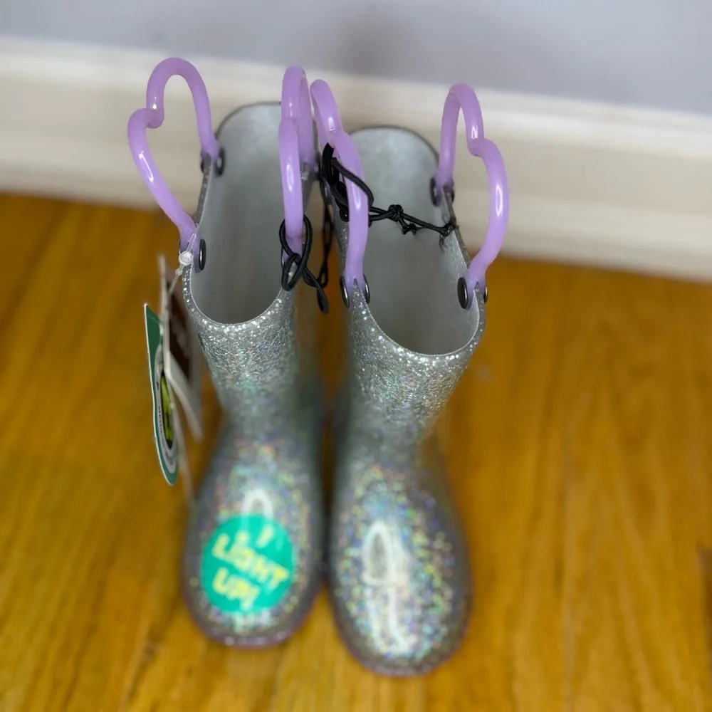 Western Chief sparkly silver